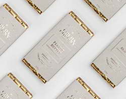 Девушка миллиардера Владислава Доронина Кристина Романова поздравила его с днём рождения и показала редкие фото с ним